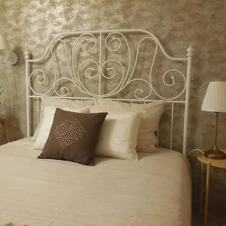 The 2* Brussels